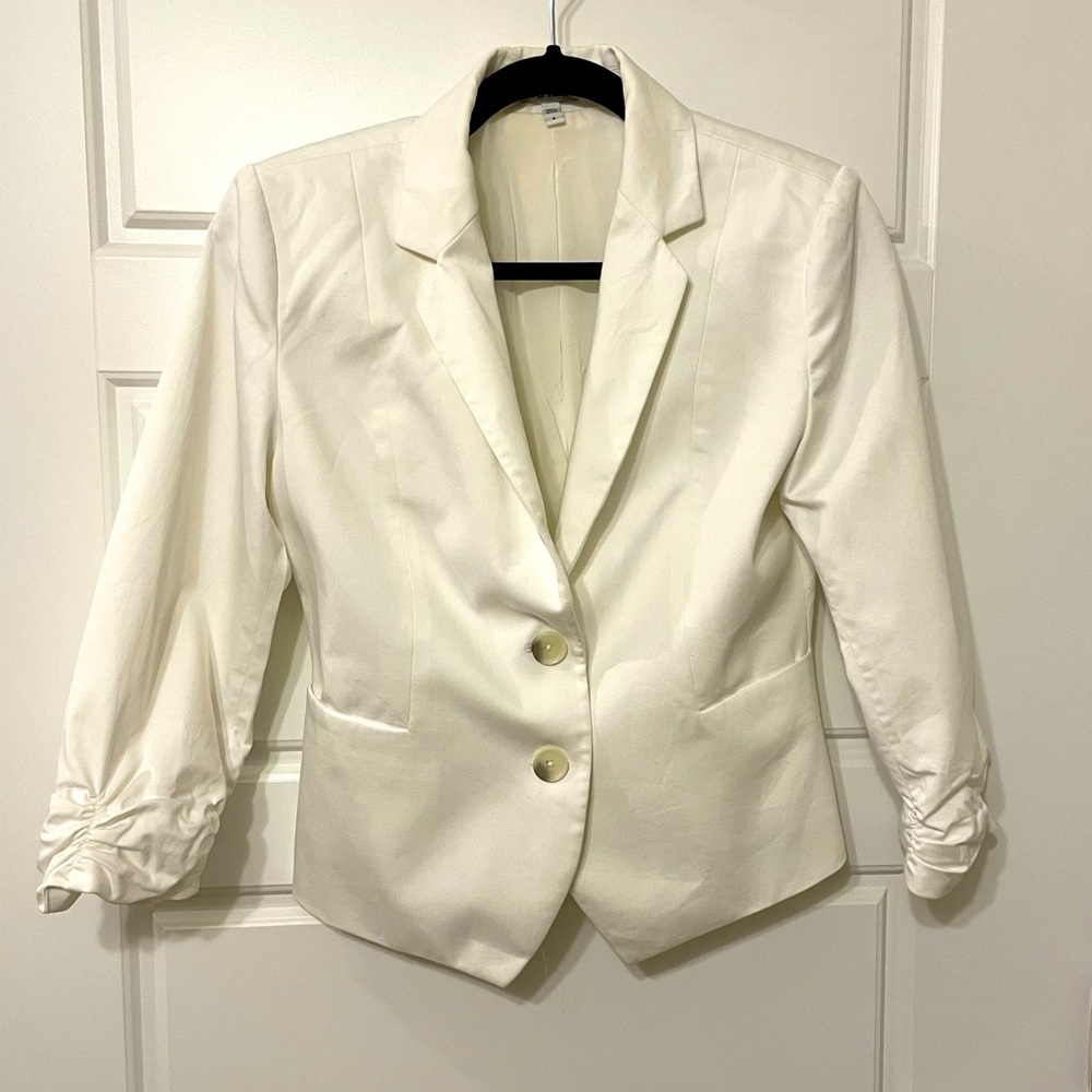 Express Women's White Blazer, size 6